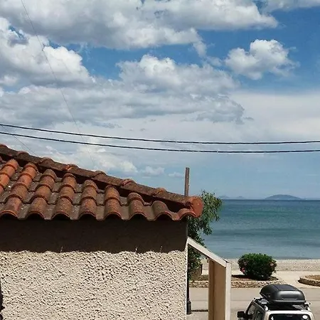 Irida Seafront Appartement Kivérion